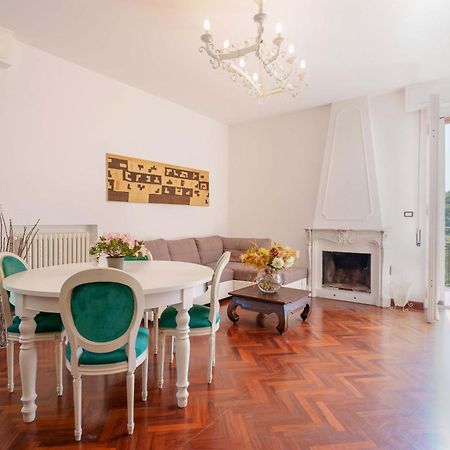 Ca' Bianca Apartments Farneto Ngoại thất bức ảnh